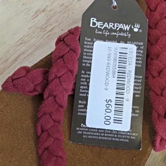 Retail $60 NEW Bearpaw Sandals Size 9 - Picture 2 of 3